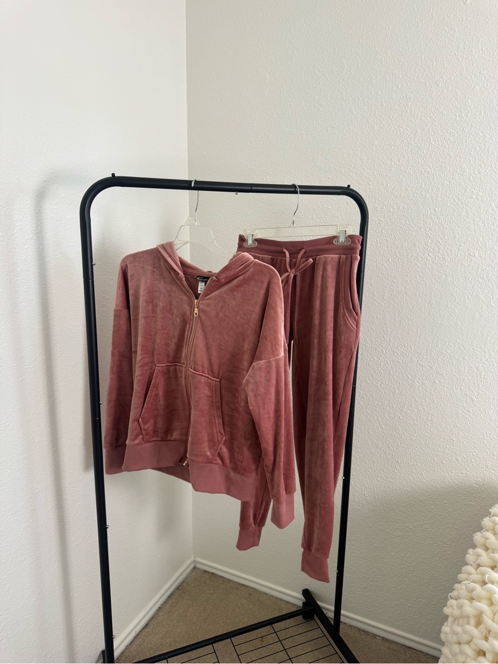 Felina Velour Zip Hoodie and Joggers - Mauve Rose